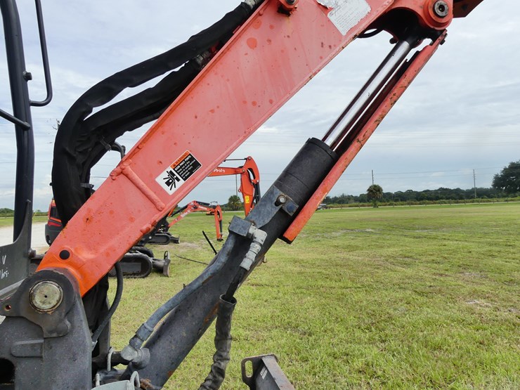 kubota-u35-4-image-12