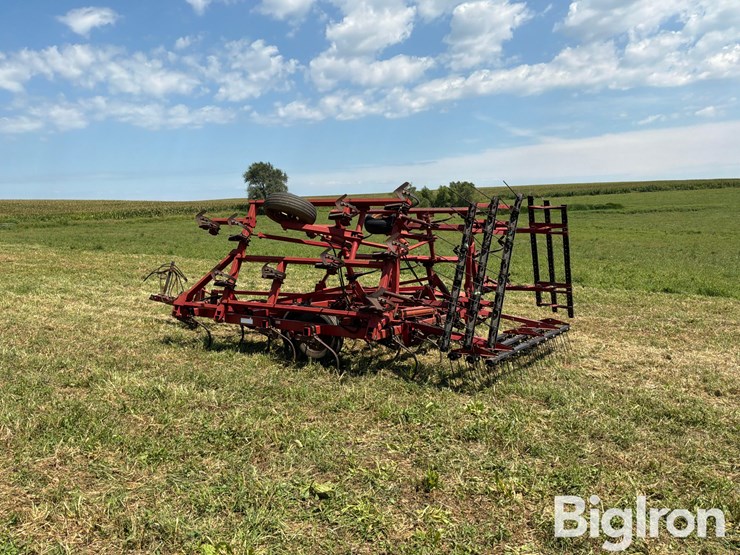 case-ih-4800-image-7