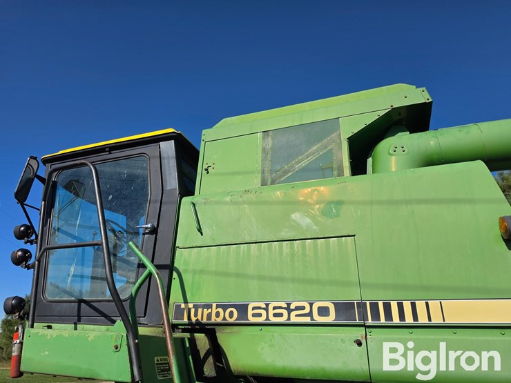 1983-john-deere-6620-image-11