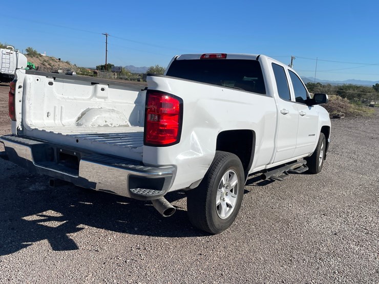 #2754-•-2015-chevrolet-silverado-(title-in-delay)-image-5