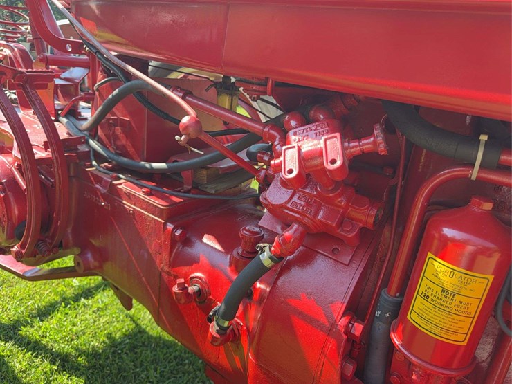 farmall-super-m-image-16