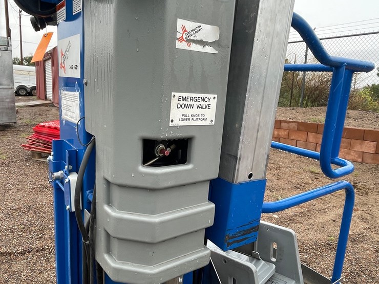#4647-•-upright-25'-personnel-lift-image-21
