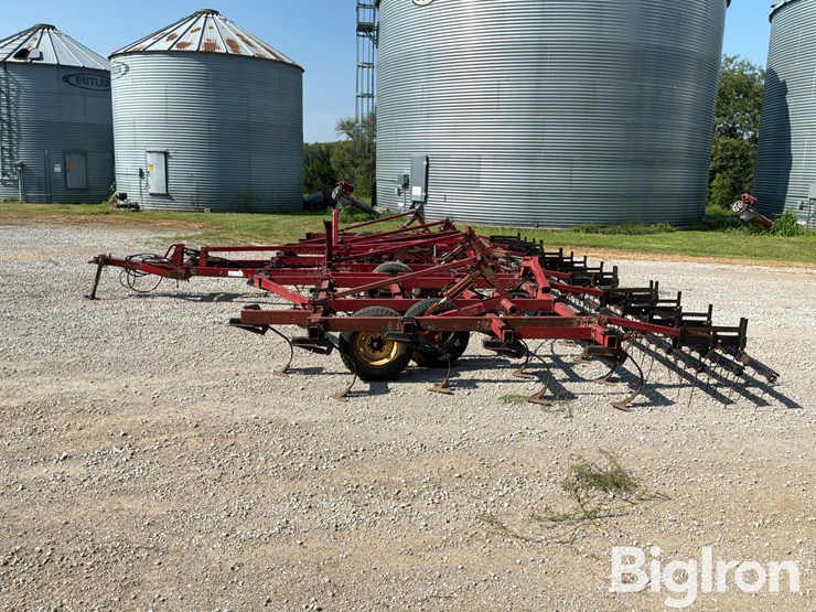case-ih-4800-image-9