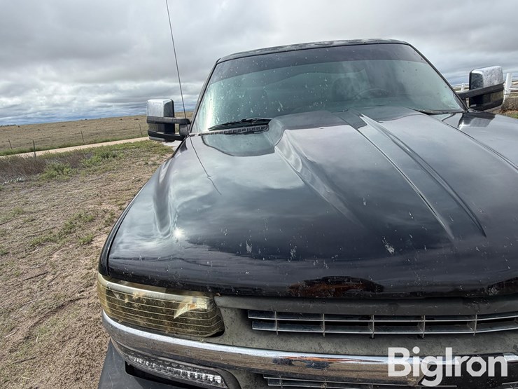 2001-chevrolet-silverado-1500-image-10