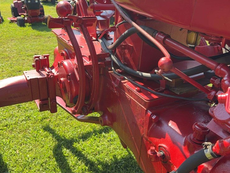 farmall-super-m-image-18