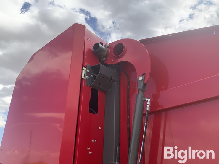 2021-massey-ferguson-2956a-image-9