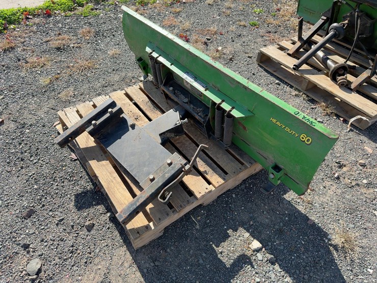 john-deere-1575-image-16
