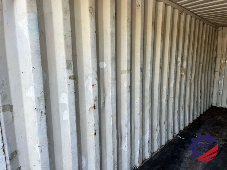2011-20’-shipping-container-image-16
