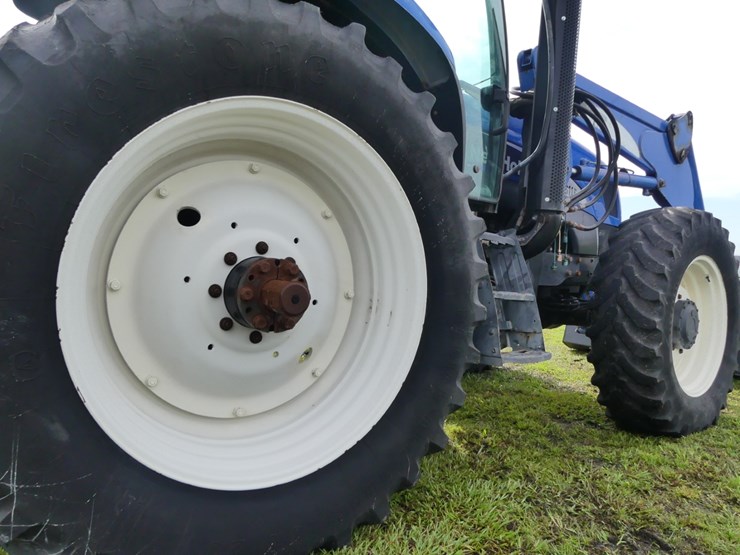 new-holland-ts115a-image-9