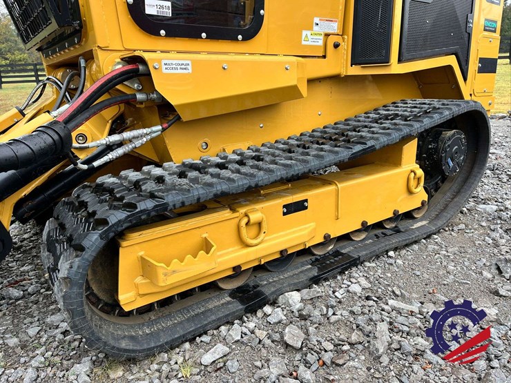 2023-rayco-c120ra-forestry-mulcher-with-fm120-6r-mulcher-head-image-9