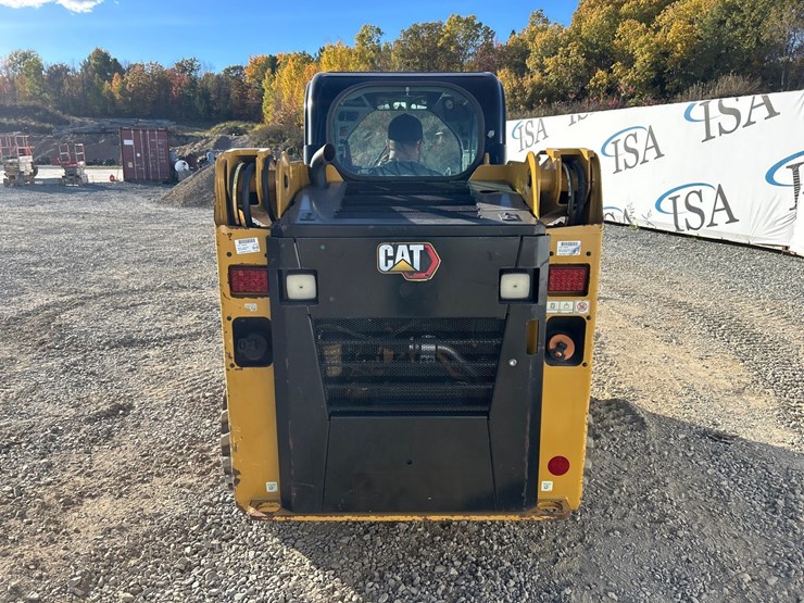 2023-caterpillar-226d3-image-4