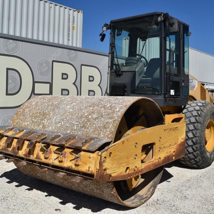 2009 CATERPILLAR CS56