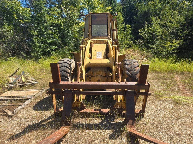 caterpillar-930-image-12