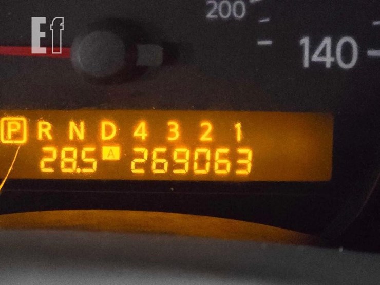 2004-nissan-titan-image-15
