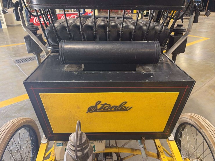 1899-stanley-steamer-locomobile-image-17