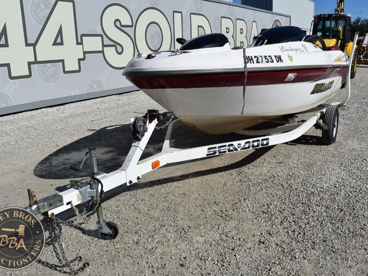 seadoo-challenger-1800-46800-image-8