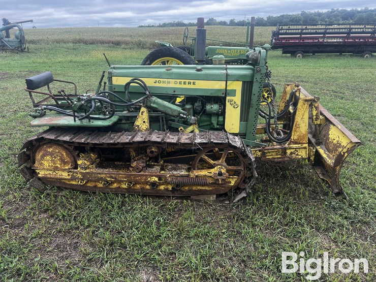 1958-john-deere-420-image-4