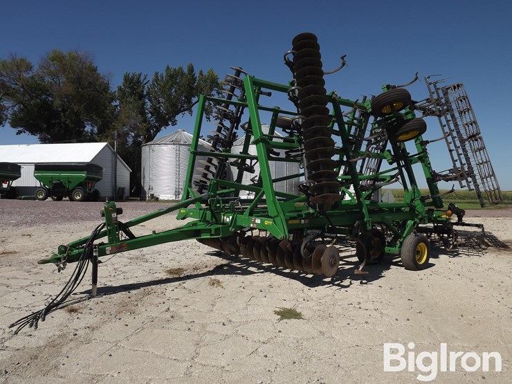 2013-john-deere-2310-image-1