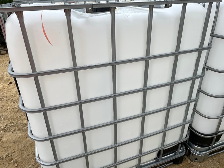 #3060-•-caged-poly-water-totes-image-2