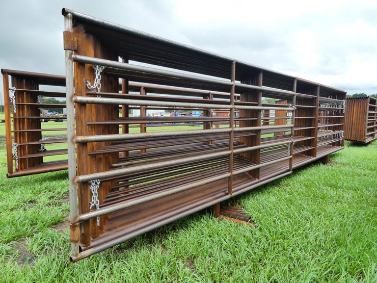 (10)-24'-free-standing-panels-image-2