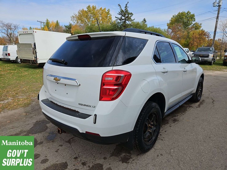 2016-chevrolet-equinox-image-3