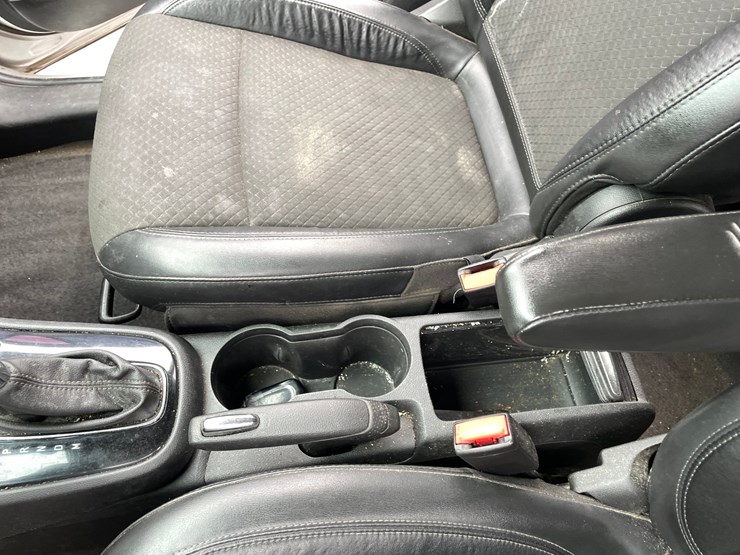 2017-buick-encore-image-34