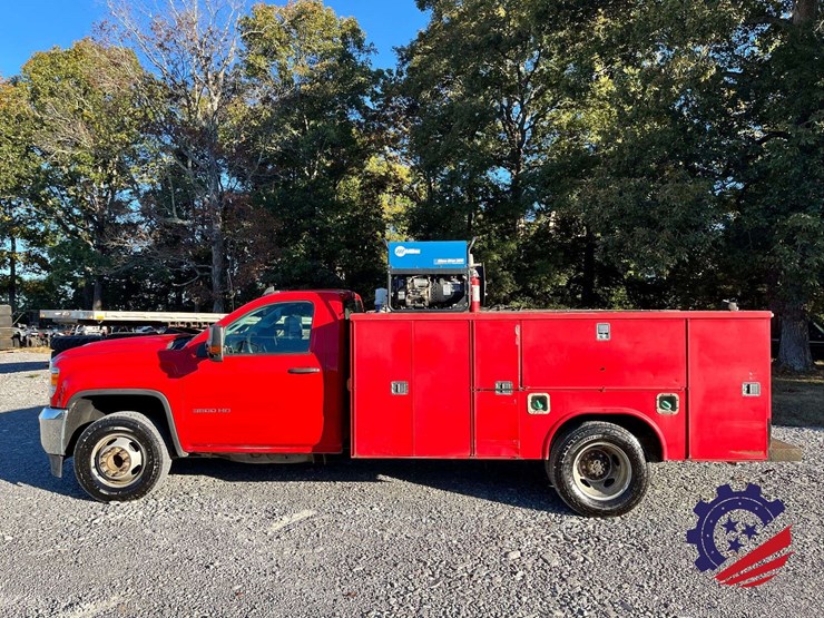 2019-gmc-sierra-3500-image-16