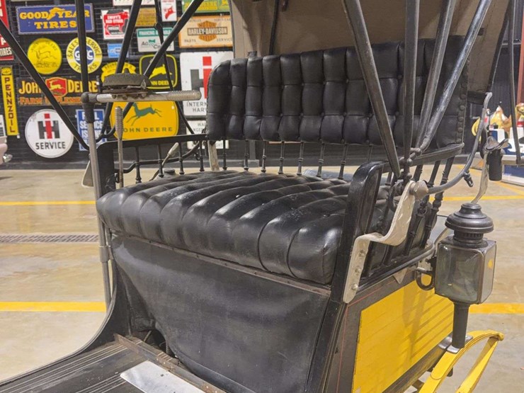 1899-stanley-steamer-locomobile-image-10