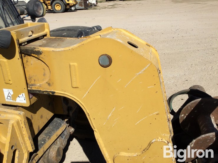 2009-caterpillar-th407-image-13