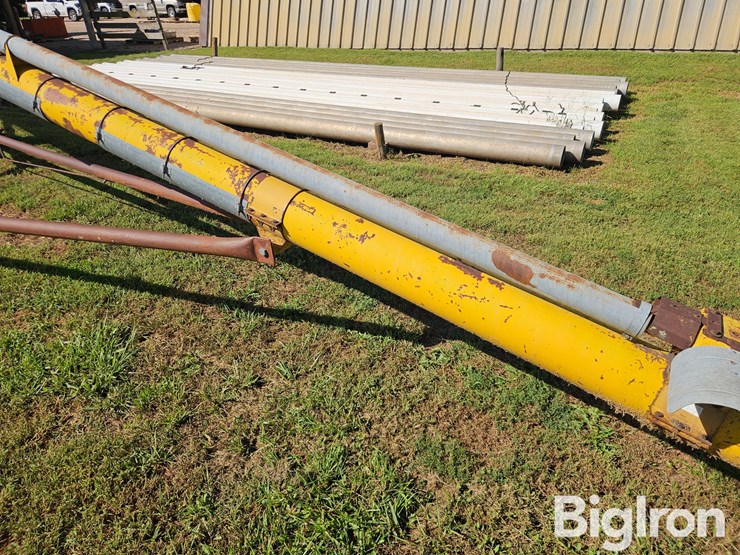 mayrath-55'x8"-unloading-auger-image-15