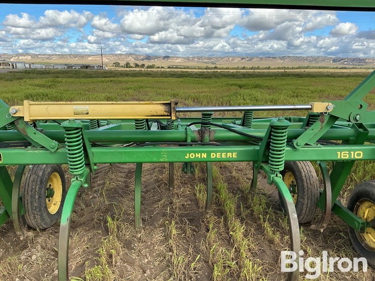 john-deere-1610-image-18