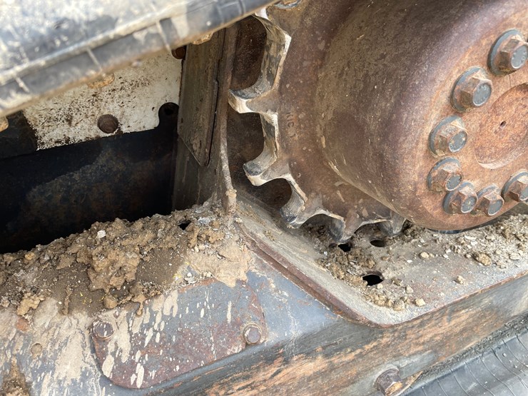 2015-bobcat-t550-image-72