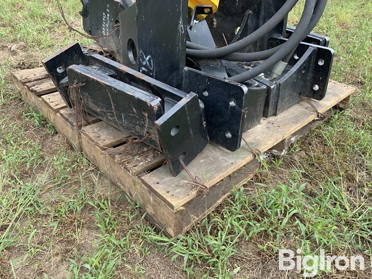 case-ih-l750-image-11