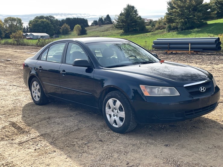 #203-•-2008-hyundai-sonata-(has-wi-title)-image-3