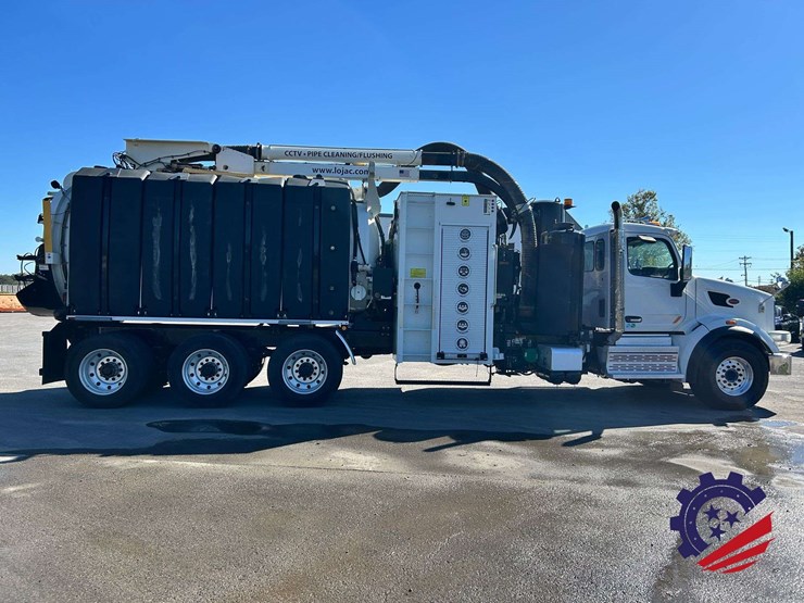 2020-peterbilt-567-image-9
