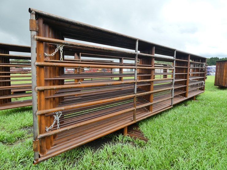 (10)-24'-free-standing-panels-image-2