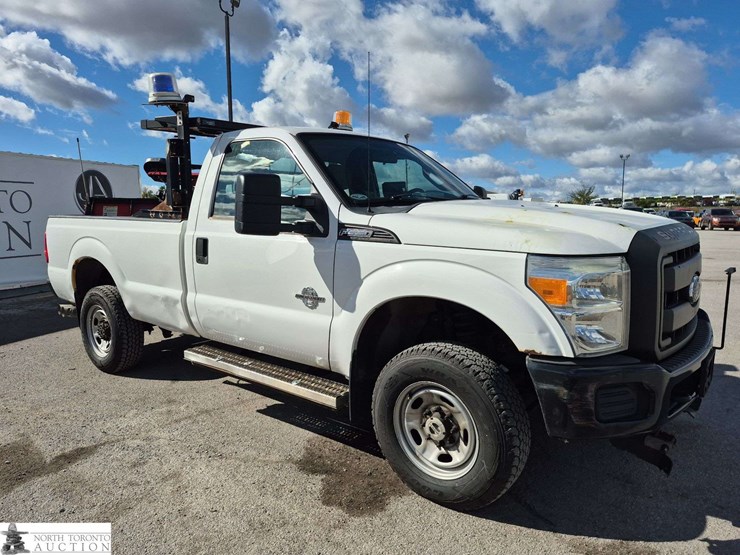 2015-ford-f350-image-3
