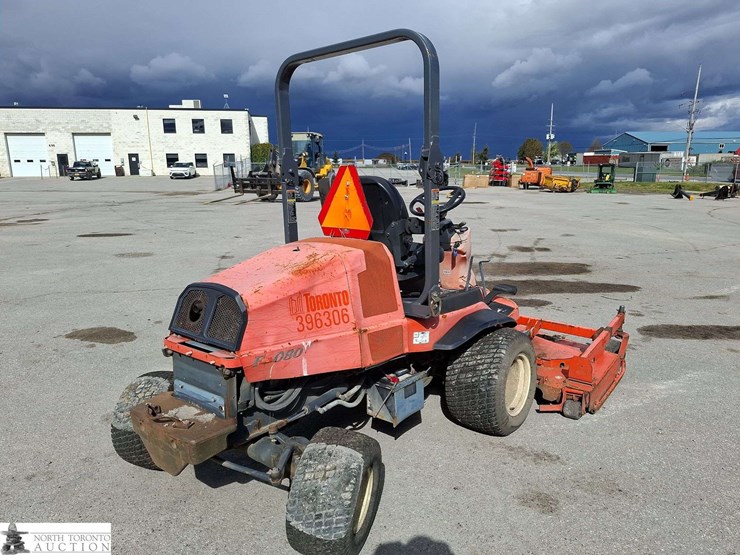 2011-kubota-f3080-image-5