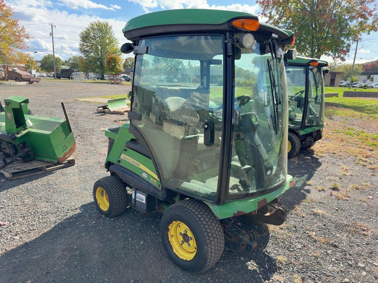 john-deere-1575-image-2