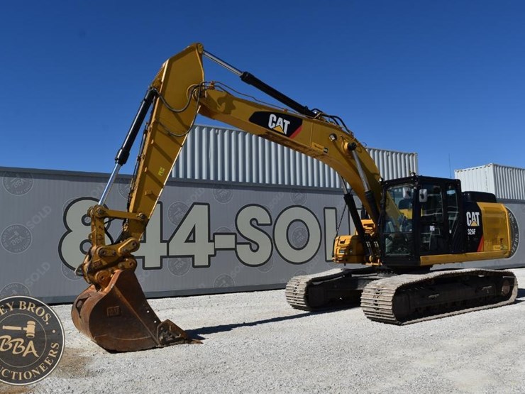 2018-caterpillar-326fl-image-14