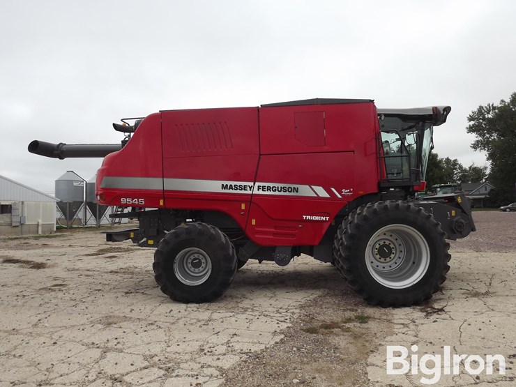 2015-massey-ferguson-9545-image-4