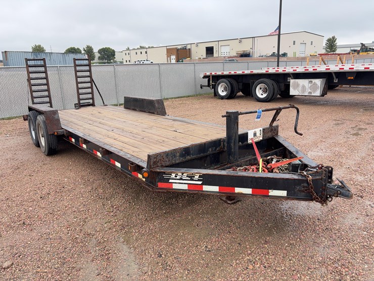 2020-dct-equipment-trailer-image-2