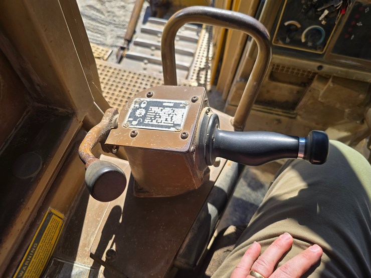 caterpillar-d7h-lgp-image-80