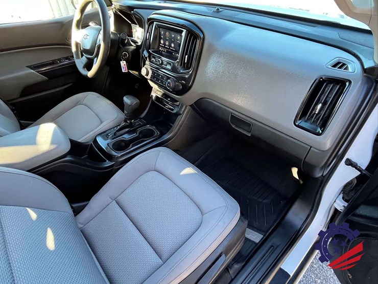 2021-chevrolet-colorado-image-52