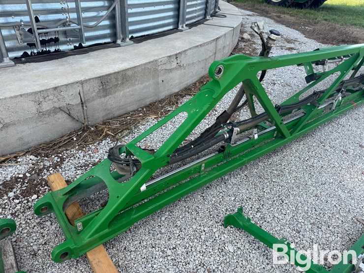 2020-john-deere-r4038-image-9