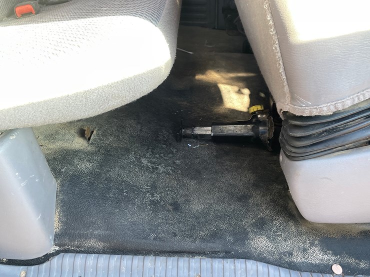 #2760-•-2001-dodge-ram-(title-in-delay)-image-80
