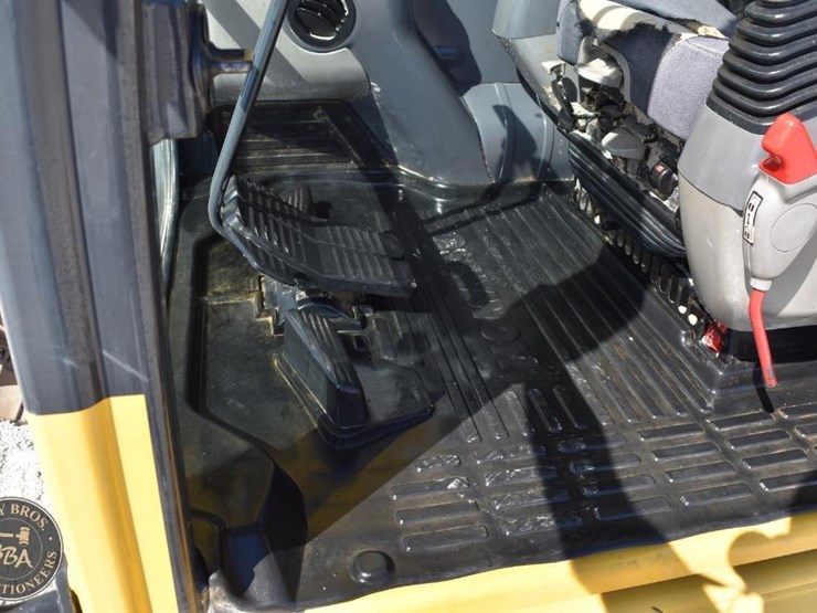 2019-komatsu-pc490-lc-11-image-54