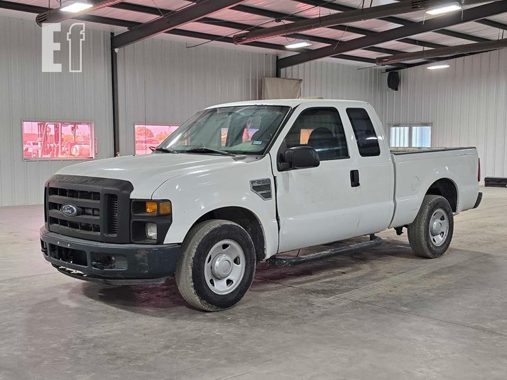 2008-ford-f250-image-1