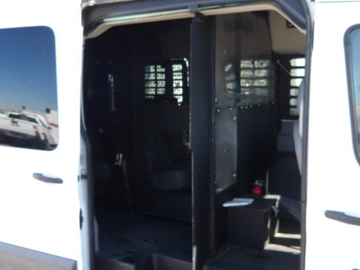 2018-ford-transit-image-14