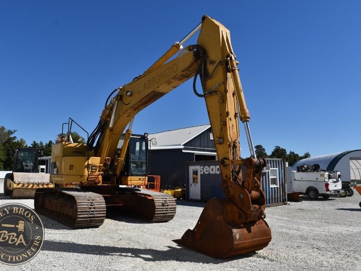 2007-caterpillar-328d-lcr-image-9